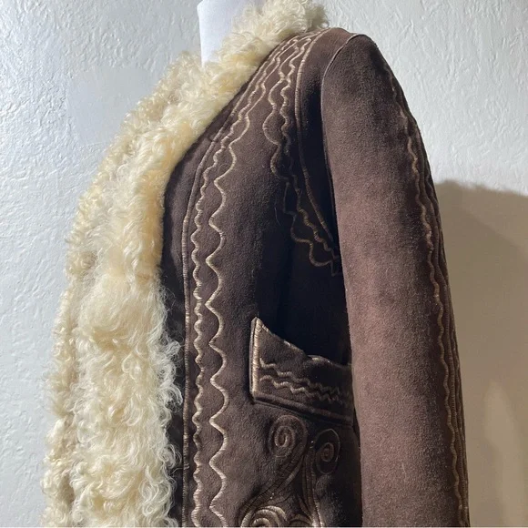 Vtg Afghan curly lamb wool shearling embroidered suede coat penny lane Mongolian - Picture 5 of 16